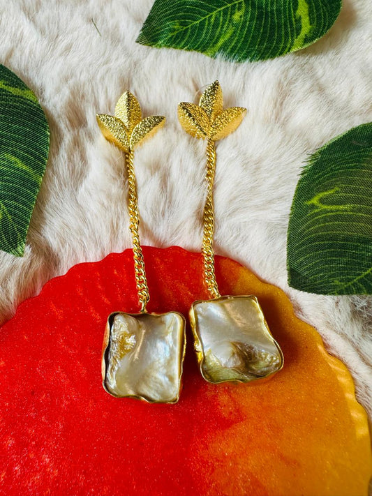 Mrinalini Danglers