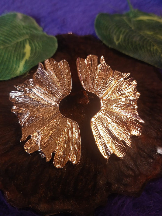 Golden Ruffle Radiance