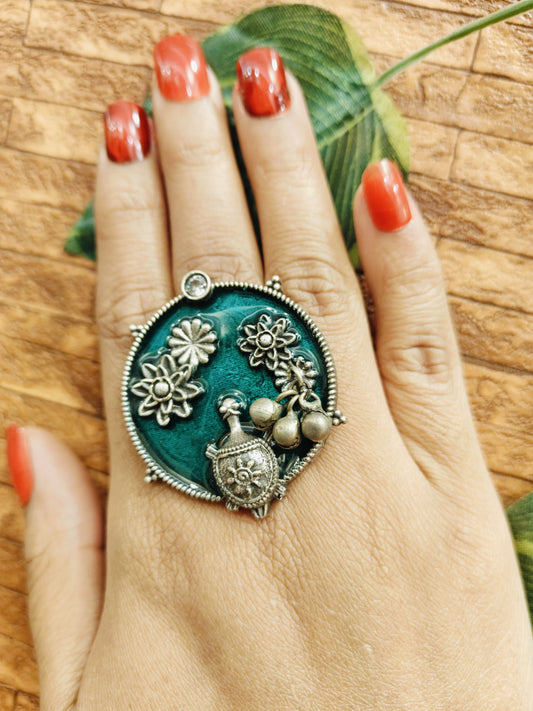 Kamal Sarovar Statement Ring